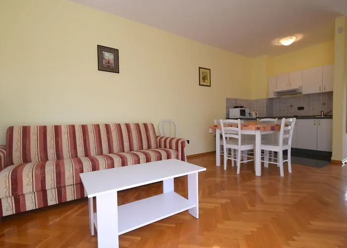 Luka 1 By Interhome דירה מאלינסקה