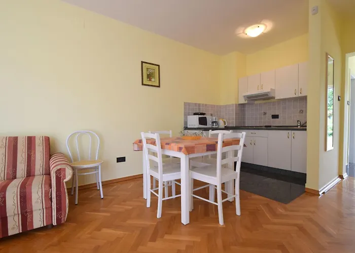 Luka 1 By Interhome * Malinska